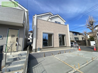 【外観】 | 販売現地
スタイリッシュな外観でゆったりした空間が魅力的です♪