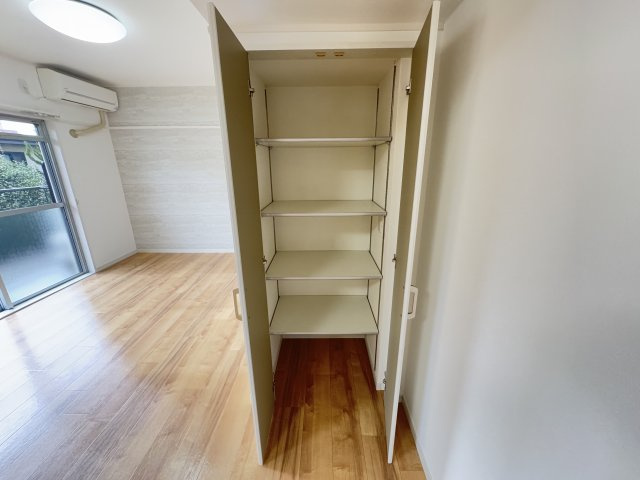 源七第一コーポラスの収納