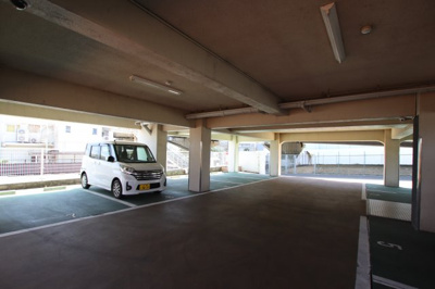 【駐車場】 | セインツ1号館