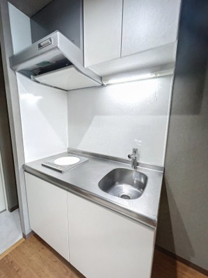 【キッチン】 | P’sプレイス東仲町 | ※同タイプ、別部屋写真使用。