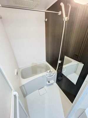 【浴室】 | P’sプレイス東仲町 | ※同タイプ、別部屋写真使用。