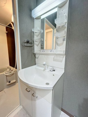 【独立洗面台】 | P’sプレイス東仲町 | ※同タイプ、別部屋写真使用。