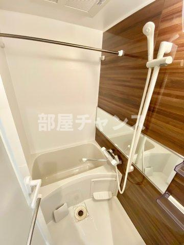 プレミアム大須の浴室