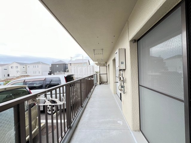 尾勝山ハイツのバルコニー