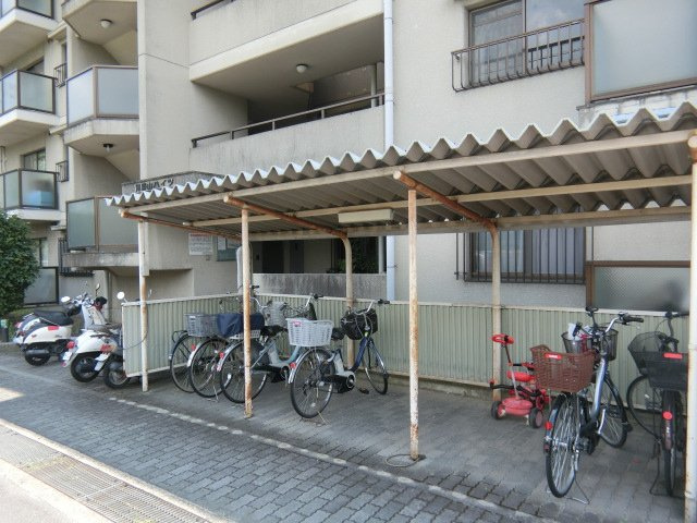 尾勝山ハイツの設備