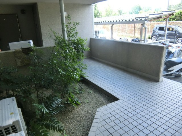 尾勝山ハイツの周辺