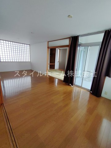 ＷＥＳＴ－２の居間・リビング