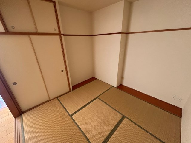 パレシェール芦屋東山の和室