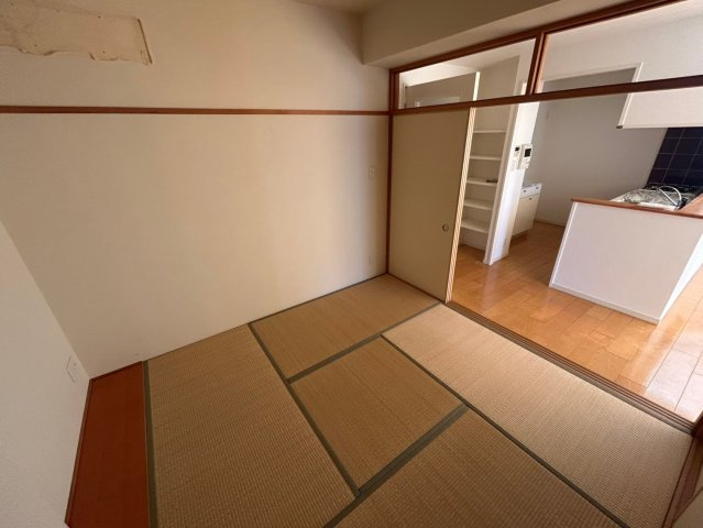 パレシェール芦屋東山の和室