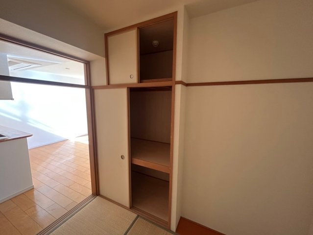 パレシェール芦屋東山の収納