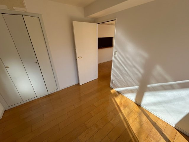 パレシェール芦屋東山の洋室