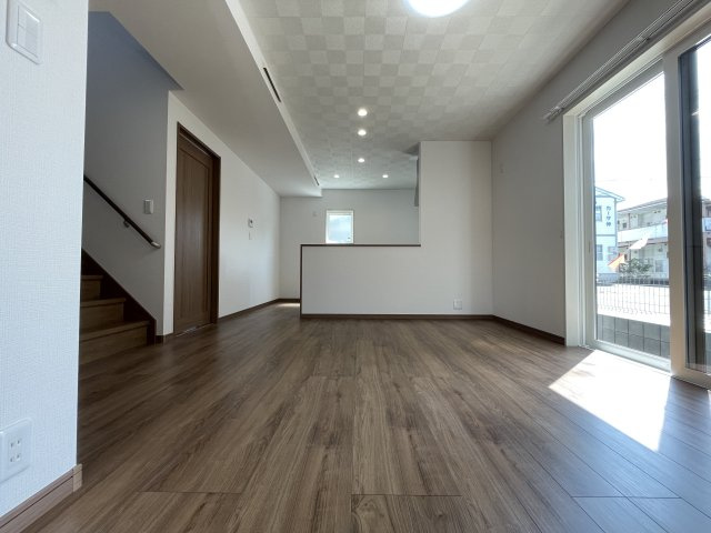 未入居戸建・建売　福島市郷野目　Life Quality　全1棟の居間・リビング