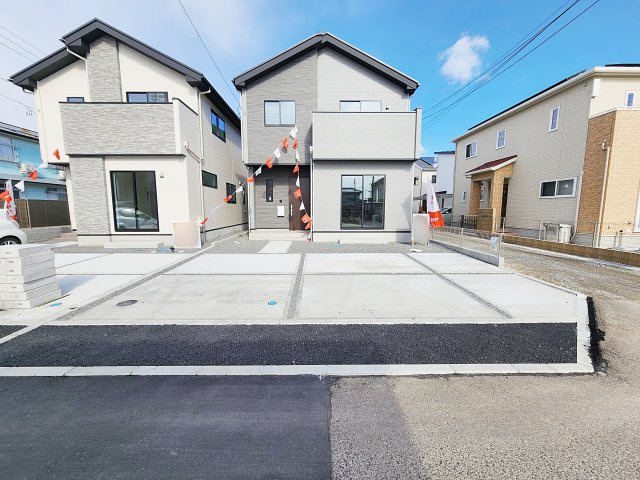 新築戸建・建売　福島市八木田2期　Erde　全2棟の駐車場