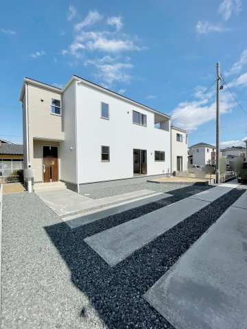 新築戸建   福島市方木田第15　Livele Garden　全3棟の駐車場