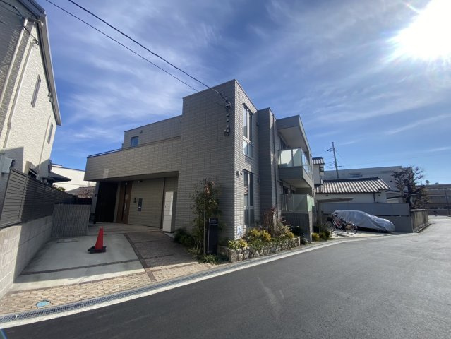 RESIDENCE　CEEDS　Ⅰの外観|北西側から見た外観です！
