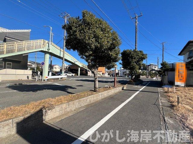 平塚市高浜台　売地の前面道路含む現地写真|現地外観