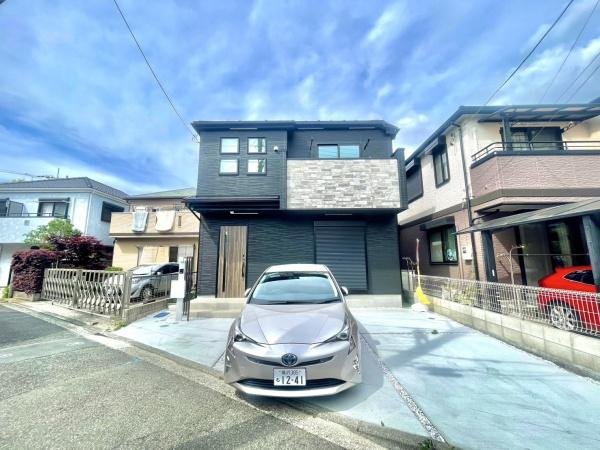 横浜市金沢区野島町の新築一戸建の外観|堂々と完成しました！いつでもご案内可能です！
お車でご自宅まで送迎承ります。