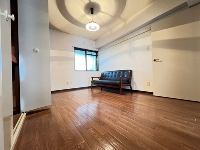 【居間・リビング】 | 尾勝山ハイツ