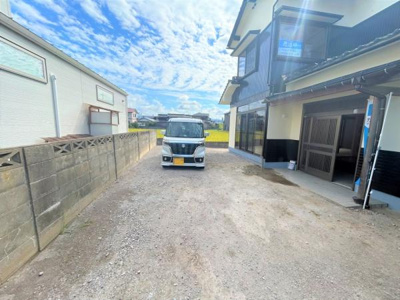 【駐車場】 | 倉吉市天神町　戸建て