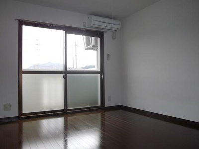 【居間・リビング】 | ヴィラ・コスモス