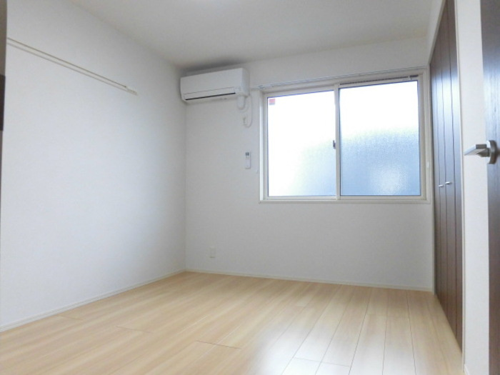 アーバンハイツ３０ Ｂ棟の内装|北洋室