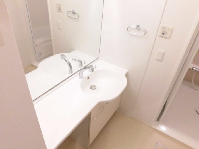 アーバンハイツ３０ Ｂ棟の洗面所|洗面所