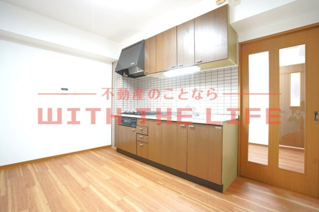 アーニスト野中【キャッシュバック対象物件】の居間・リビング|ゆったり過ごせる居間です