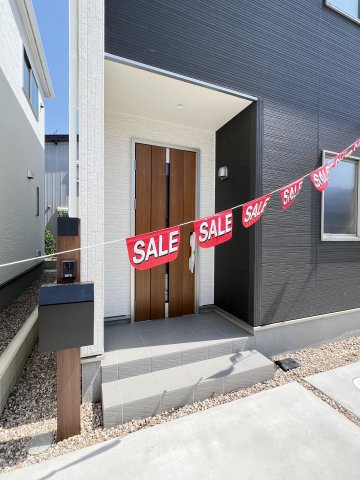 高浜市向山町5丁目第6　1号棟のエントランス