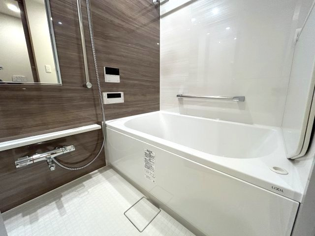 Brillia Tower箕面船場　TOP OF THE HILLの浴室|お風呂で日々の疲れを落としましょう