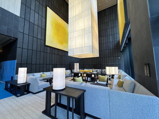 Brillia Tower箕面船場　TOP OF THE HILLのロビー|毎日通るロビーはこのようになっています