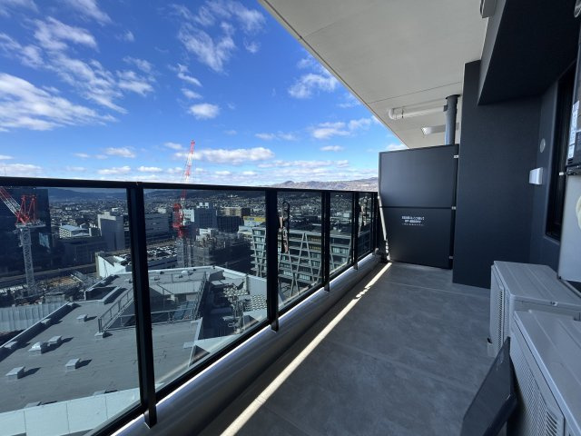 Brillia Tower箕面船場　TOP OF THE HILLのバルコニー|落ち着いた時間を過ごせるバルコニーです