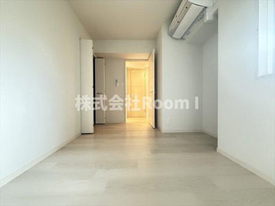 【洋室】 | Wonnal堺筋本町 | 個人の部屋や寝室として使える洋室です