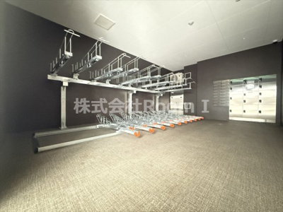 【その他共用部分】 | Wonnal堺筋本町 | 駐輪場