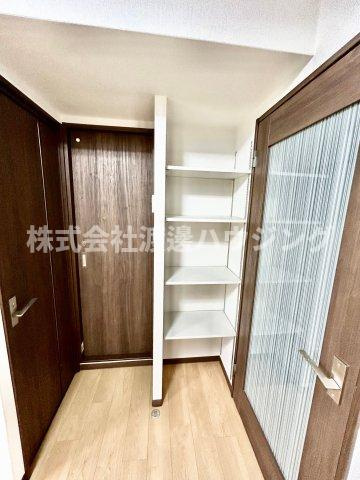 ロイヤルコート千里山の収納|玄関収納