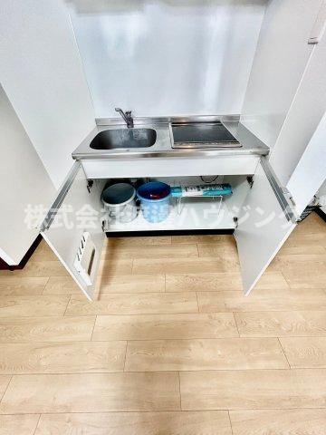 ロイヤルコート千里山のキッチン|キッチン下収納