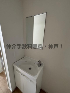 【独立洗面台】 | 神戸市垂水区馬場通　新築戸建　仲介手数料無料！ | 独立洗面化粧台が付いています