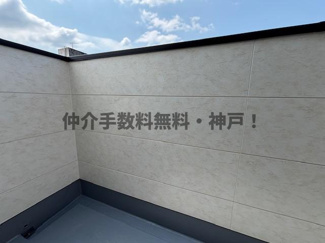 【バルコニー】 | 神戸市垂水区馬場通　新築戸建　仲介手数料無料！ | バルコニーがあります