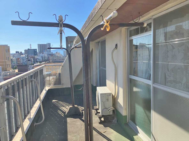 【バルコニー】 | ヴィラクリスタル 中古マンション EM05501 | ヴィラクリスタル　バルコニー