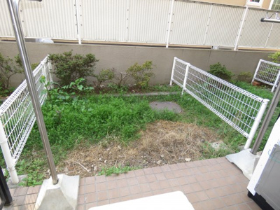 【庭】 | ライオンズマンション川越南