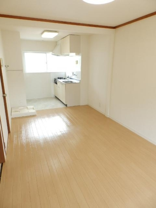 コーポ田野下の内装|１０帖ＬＤＫ