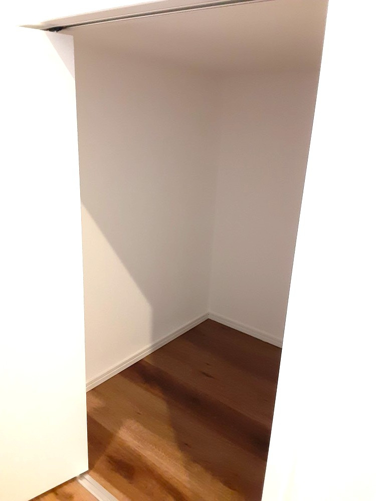 芝樋ノ爪1丁目戸建の収納|階段下収納