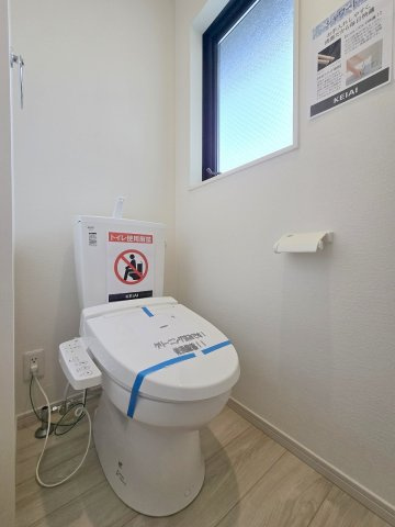 羽村市羽加美1丁目　全１棟のトイレ