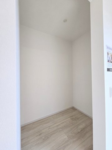 羽村市羽加美1丁目　全１棟の収納