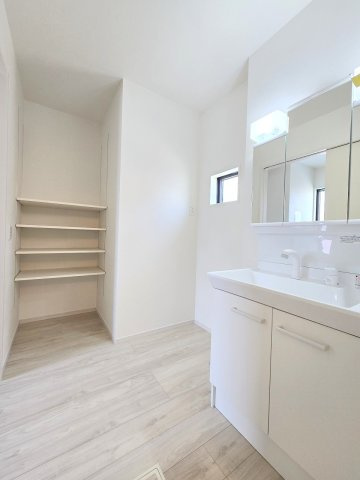 羽村市羽加美1丁目　全１棟のその他