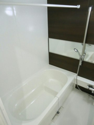 【浴室】 | グランディアス．Ⅲ | コンパクトで使いやすいお風呂です