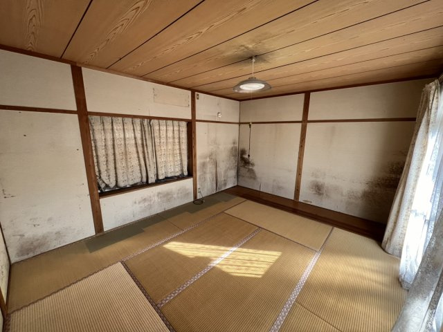 栴檀町戸建ての和室