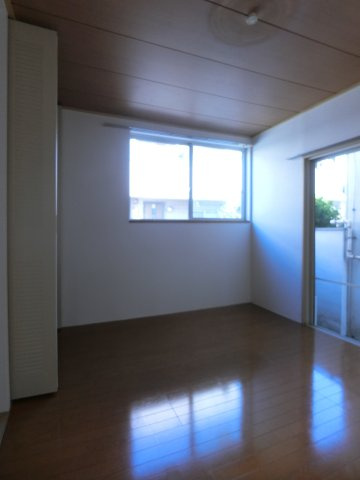 サニーハイツ武蔵小杉の居間・リビング|他のお部屋の参考写真となります。