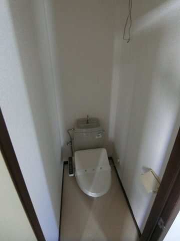 サニーハイツ武蔵小杉のトイレ|他のお部屋の参考写真となります。