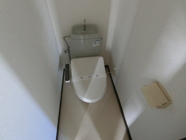 サニーハイツ武蔵小杉のトイレ|他のお部屋の参考写真となります。