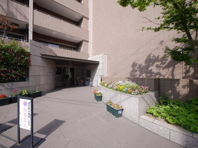 【エントランス】 | キャメロット上永谷